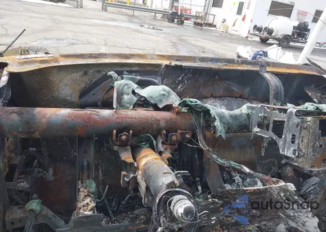 2005 Ford F-150 Stx/Xl/Xlt z USA, uszkodzony, nr VIN 1FTRX12WX5NA60792